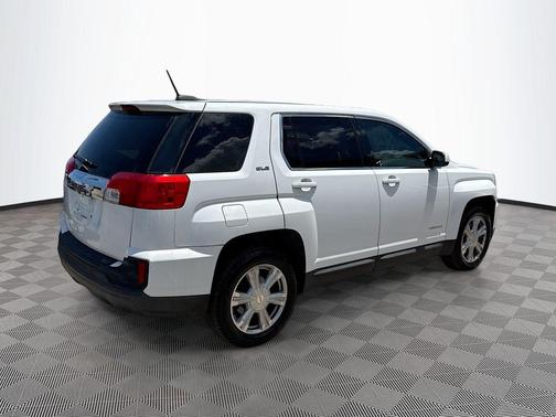Summit White 2017 GMC Terrain SLE-1