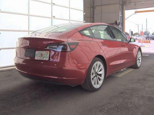 2022 Tesla Model 3 Standard Range