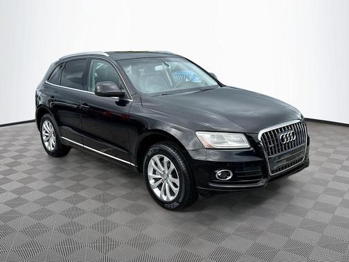 Brilliant Black 2014 Audi Q5 2.0T Premium Plus