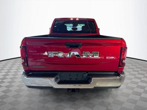 2025 RAM 2500 Big Horn Crew Cab 4x2 6'4' Box
