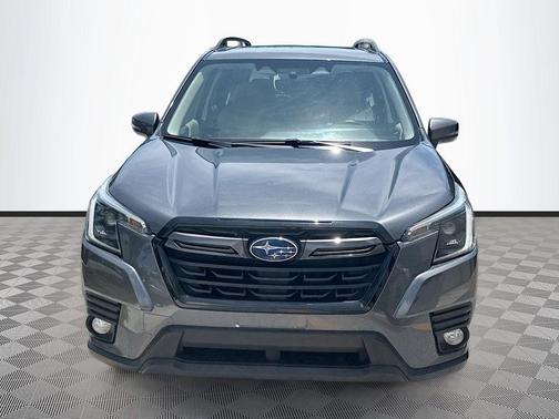 Gray Metallic 2022 Subaru Forester Limited