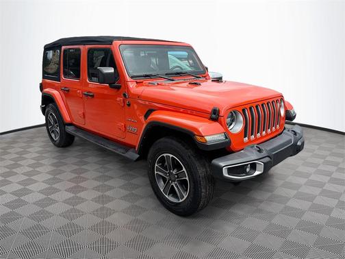 2023 Jeep Wrangler 4-Door Sahara 4x4