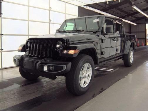 2023 Jeep Gladiator Sport S