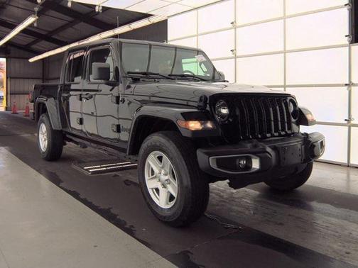 2023 Jeep Gladiator Sport S