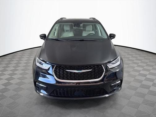 2021 Chrysler Pacifica Hybrid Touring L