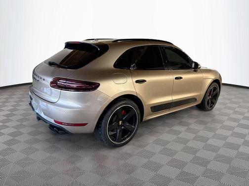 2018 Porsche Macan Macan GTS