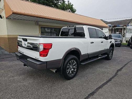 2019 Nissan Titan XD Platinum Reserve