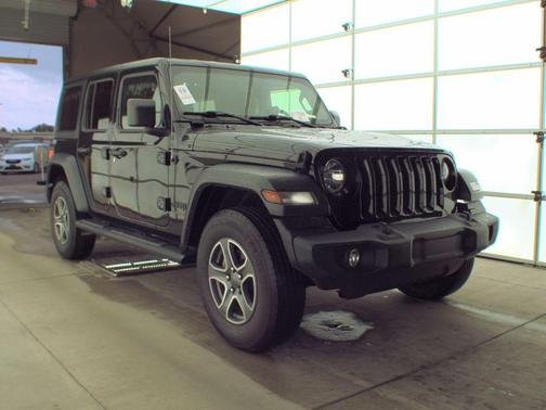 Black Clearcoat 2022 Jeep Wrangler Unlimited Sport