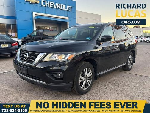 2018 Nissan Pathfinder SV