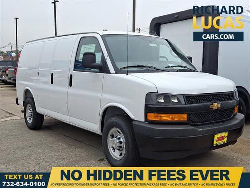 2025 Chevrolet Express 2500 RWD 2500 Regular Wheelbase WT
