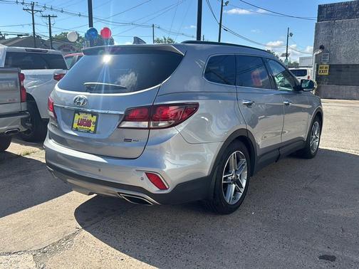 2017 Hyundai SANTA FE SE Ultimate