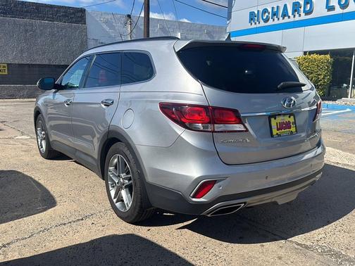 2017 Hyundai SANTA FE SE Ultimate