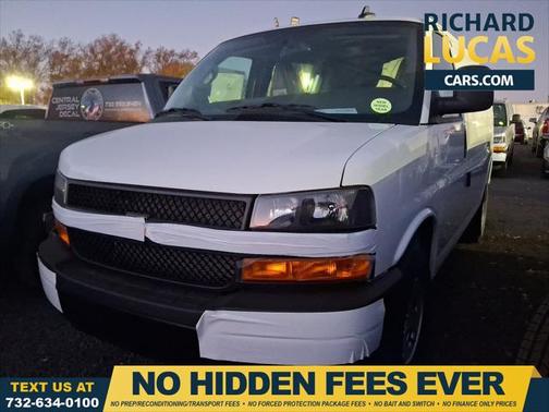2025 Chevrolet Express 2500 RWD 2500 Regular Wheelbase WT