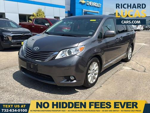 2013 Toyota Sienna XLE