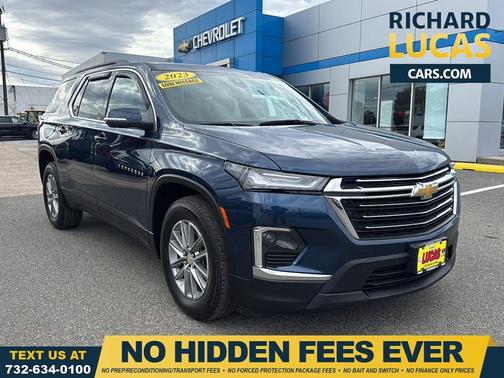 2023 Chevrolet Traverse LT Leather
