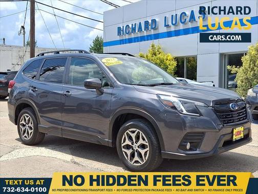 2022 Subaru Forester Premium