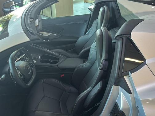 2024 Chevrolet Corvette Stingray w/1LT