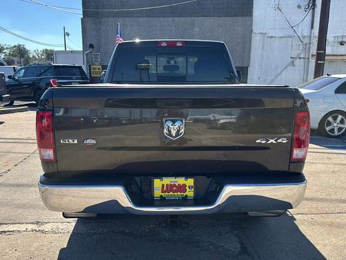 2017 RAM 1500 SLT