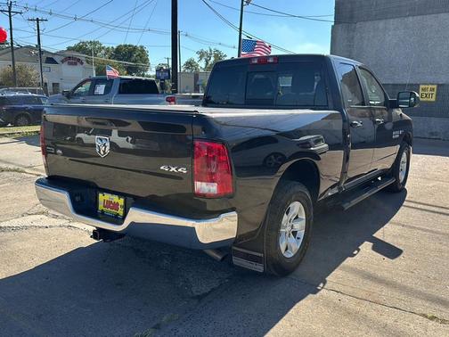 2017 RAM 1500 SLT
