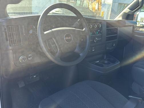 2023 GMC Savana 2500 Work Van