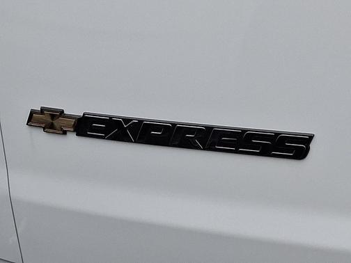 2025 Chevrolet Express 2500 RWD 2500 Regular Wheelbase WT