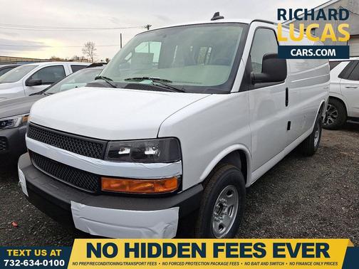 2025 Chevrolet Express 2500 RWD 2500 Regular Wheelbase WT