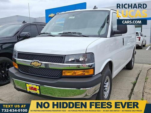 2025 Chevrolet Express 2500 RWD 2500 Regular Wheelbase WT