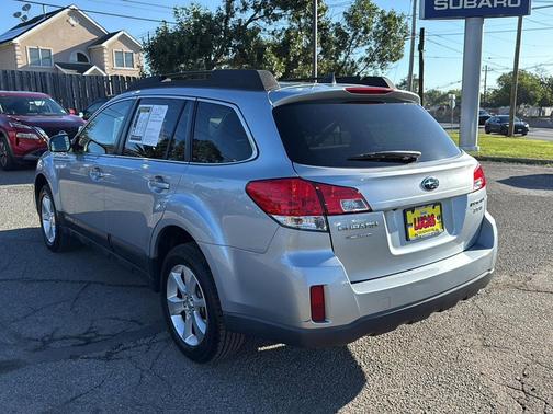 2014 Subaru Outback 3.6R Limited