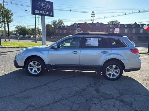 2014 Subaru Outback 3.6R Limited
