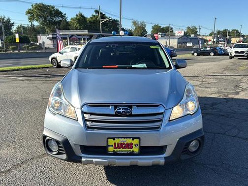 2014 Subaru Outback 3.6R Limited