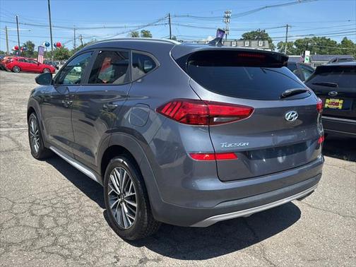 2019 Hyundai TUCSON SE