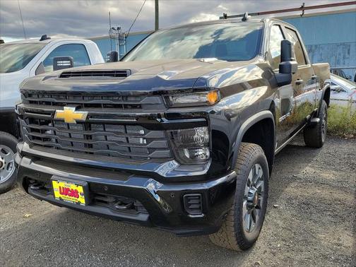 2025 Chevrolet Silverado 2500 Custom