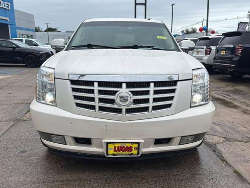 2011 Cadillac Escalade Luxury
