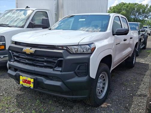 2025 Chevrolet Colorado WT