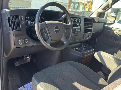 2024 GMC Savana 2500 Work Van