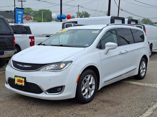 2019 Chrysler Pacifica Touring-L Plus