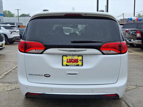 2019 Chrysler Pacifica Touring-L Plus