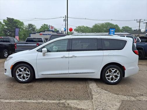 2019 Chrysler Pacifica Touring-L Plus