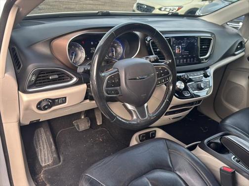 2019 Chrysler Pacifica Touring-L Plus