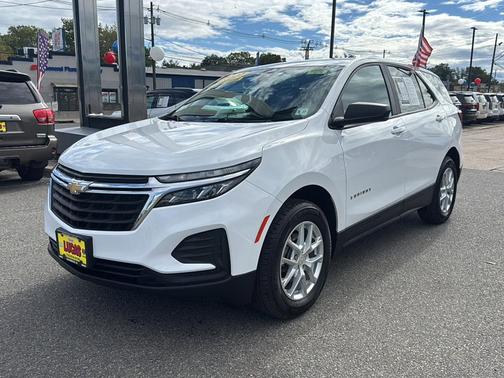 2022 Chevrolet Equinox LS