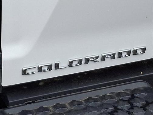 2025 Chevrolet Colorado WT