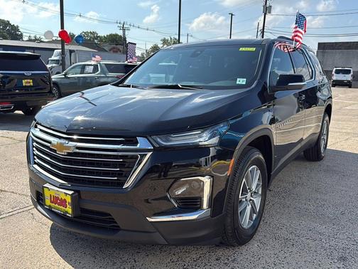 2022 Chevrolet Traverse LT Leather