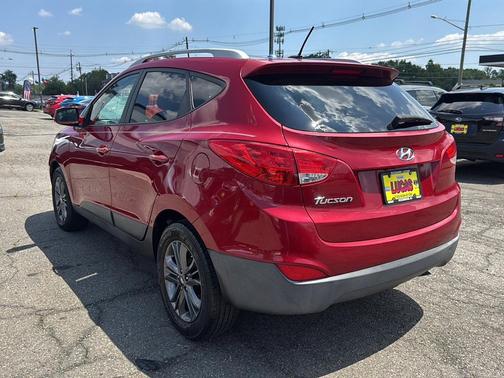2015 Hyundai TUCSON SE
