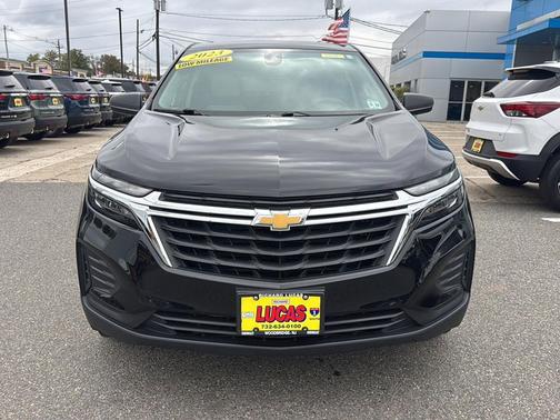 2023 Chevrolet Equinox LS