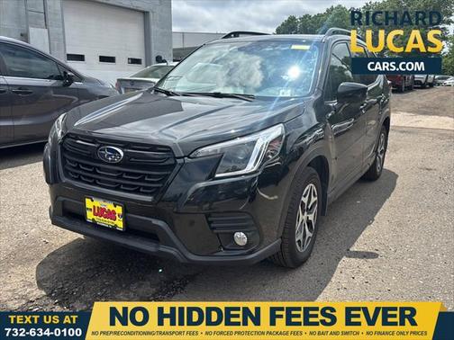 2022 Subaru Forester Premium