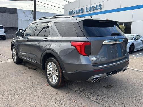 2022 Ford Explorer King Ranch