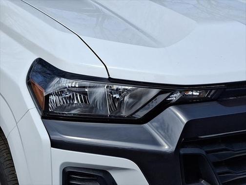 2025 Chevrolet Colorado WT
