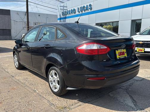 2015 Ford Fiesta SE