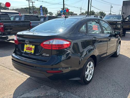 2015 Ford Fiesta SE