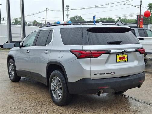 2022 Chevrolet Traverse LT Cloth